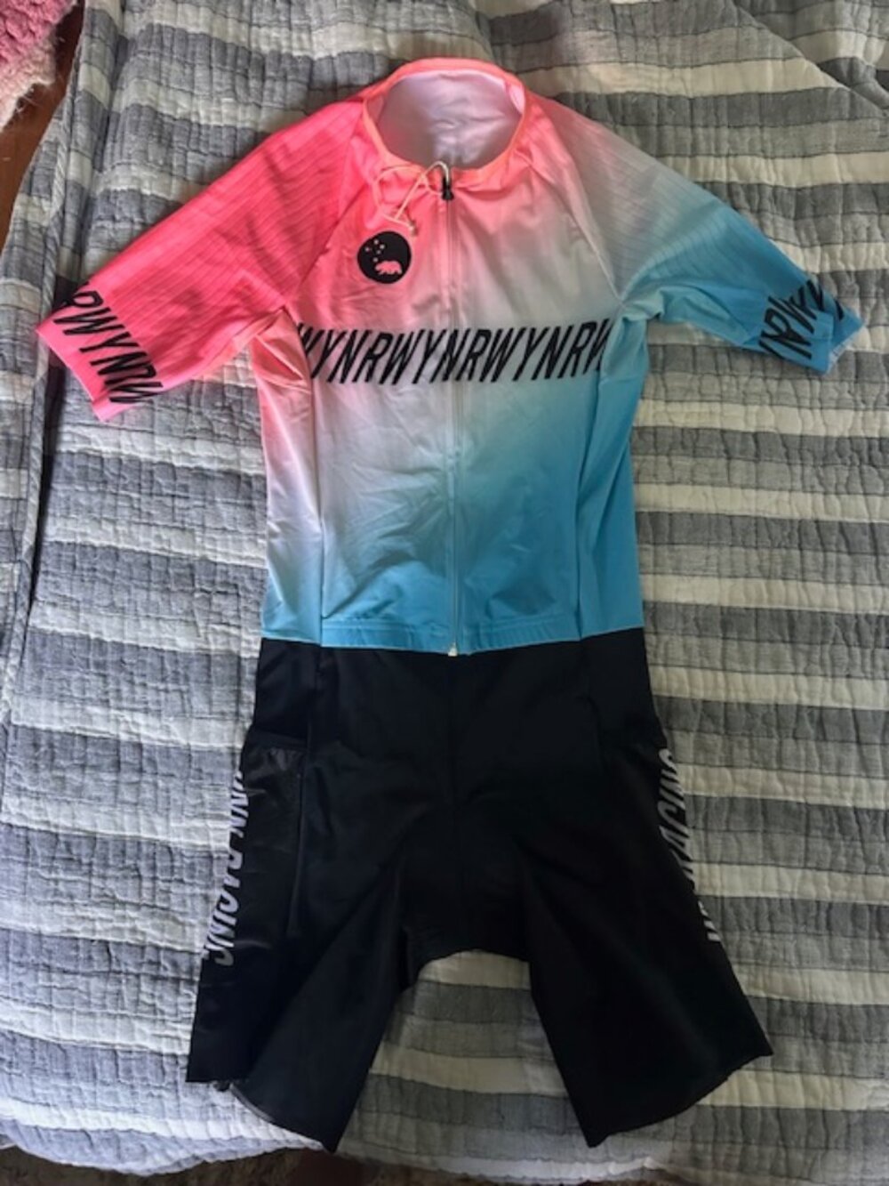 Wyn Republic Hi Velocity X Women's One Piece Triathlon Suit Size M Pink Blue